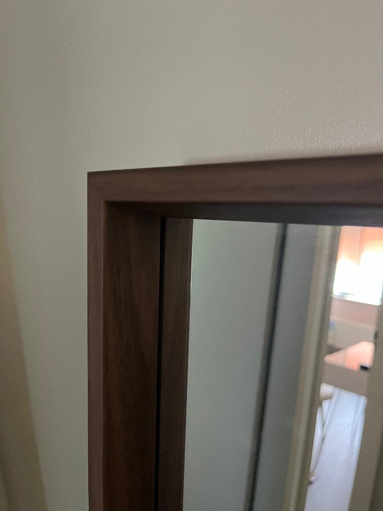 Spiegel Nissedal IKEA walnoot, Huis en Inrichting, Woonaccessoires | Spiegels, Ophalen, Gebruikt, 100 tot 150 cm, Rechthoekig