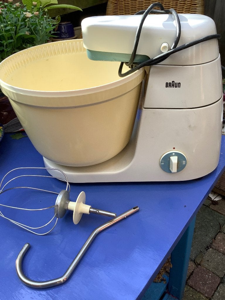 Braun keukenmachine, 3 snelheden of meer, Ophalen of Verzenden, Zo goed als nieuw, 2 tot 3 liter