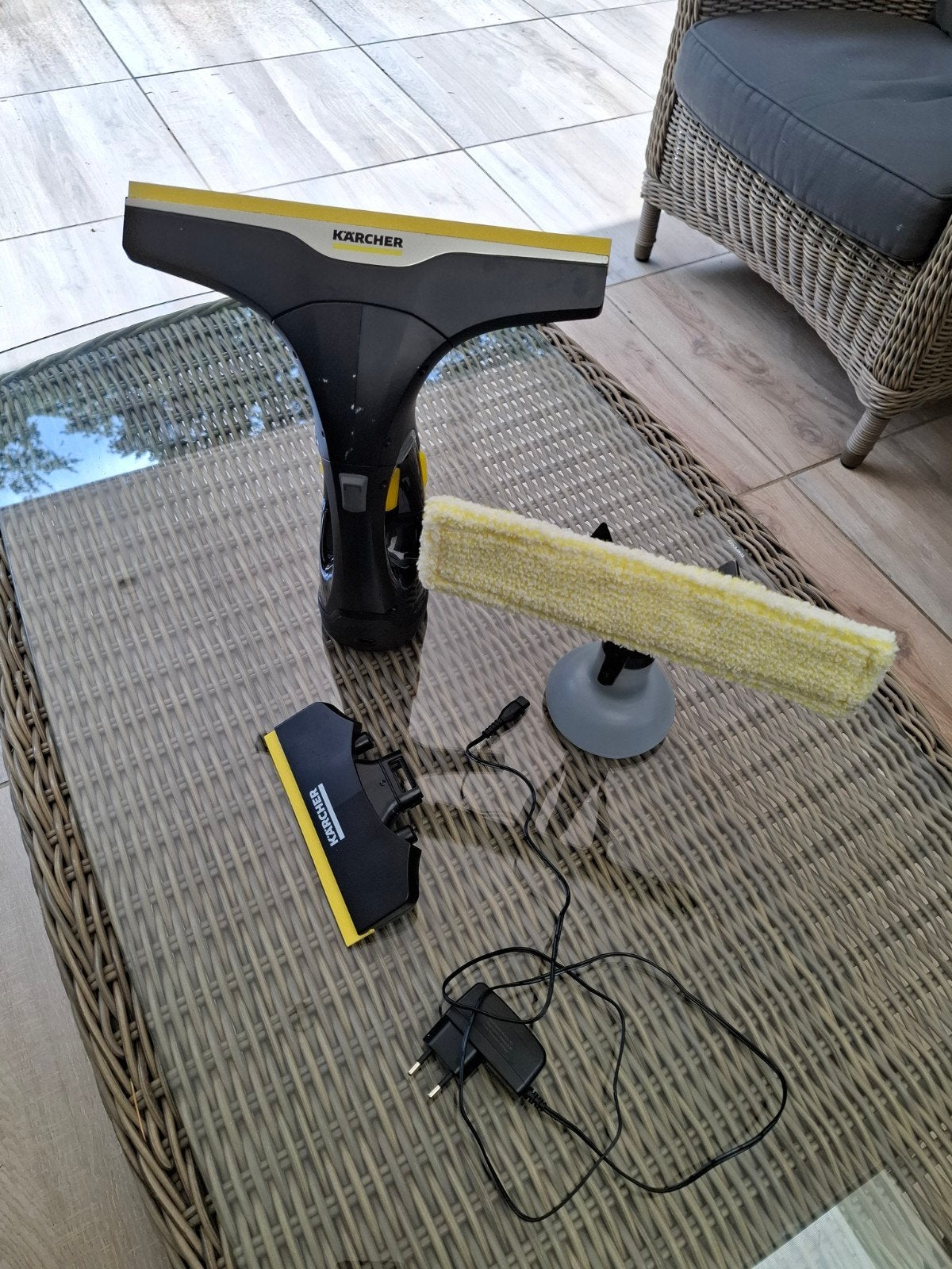 Kärcher Raamwisser met 17 en 28 cm zuigmond, Huis en Inrichting, Schoonmaakartikelen, Ophalen of Verzenden, Raamwisser of Trekker