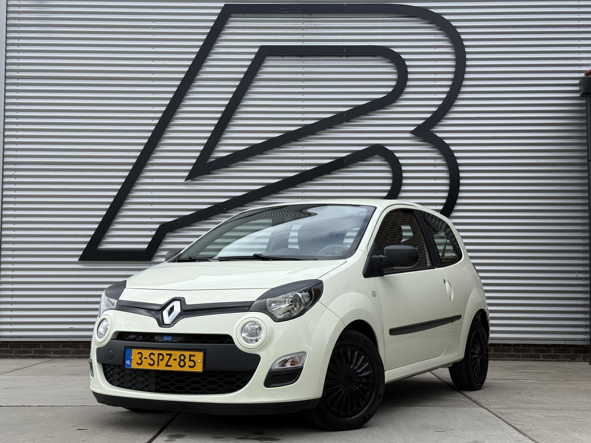 Renault Twingo 1.2 16V Parisienne 2e Eigenaar|Airco|Elek Ram, Auto's, Voorwielaandrijving, Gebruikt, 4 cilinders, 4 stoelen