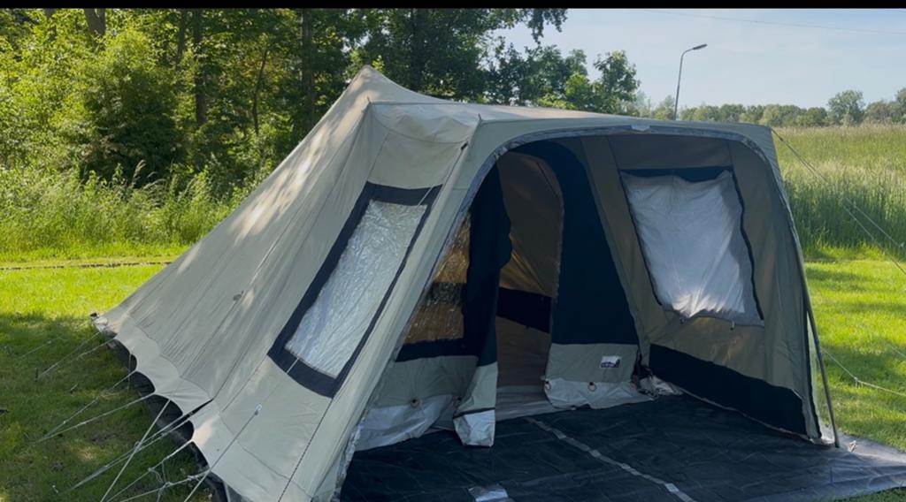 VRIJBUITER STORMVOGEL KATOEN 4, Caravans en Kamperen, Ophalen, Zo goed als nieuw, Tot en met 4