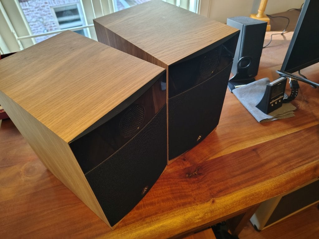 Fyne Audio F301, Overige merken, Ophalen of Verzenden, Zo goed als nieuw, 60 tot 120 watt