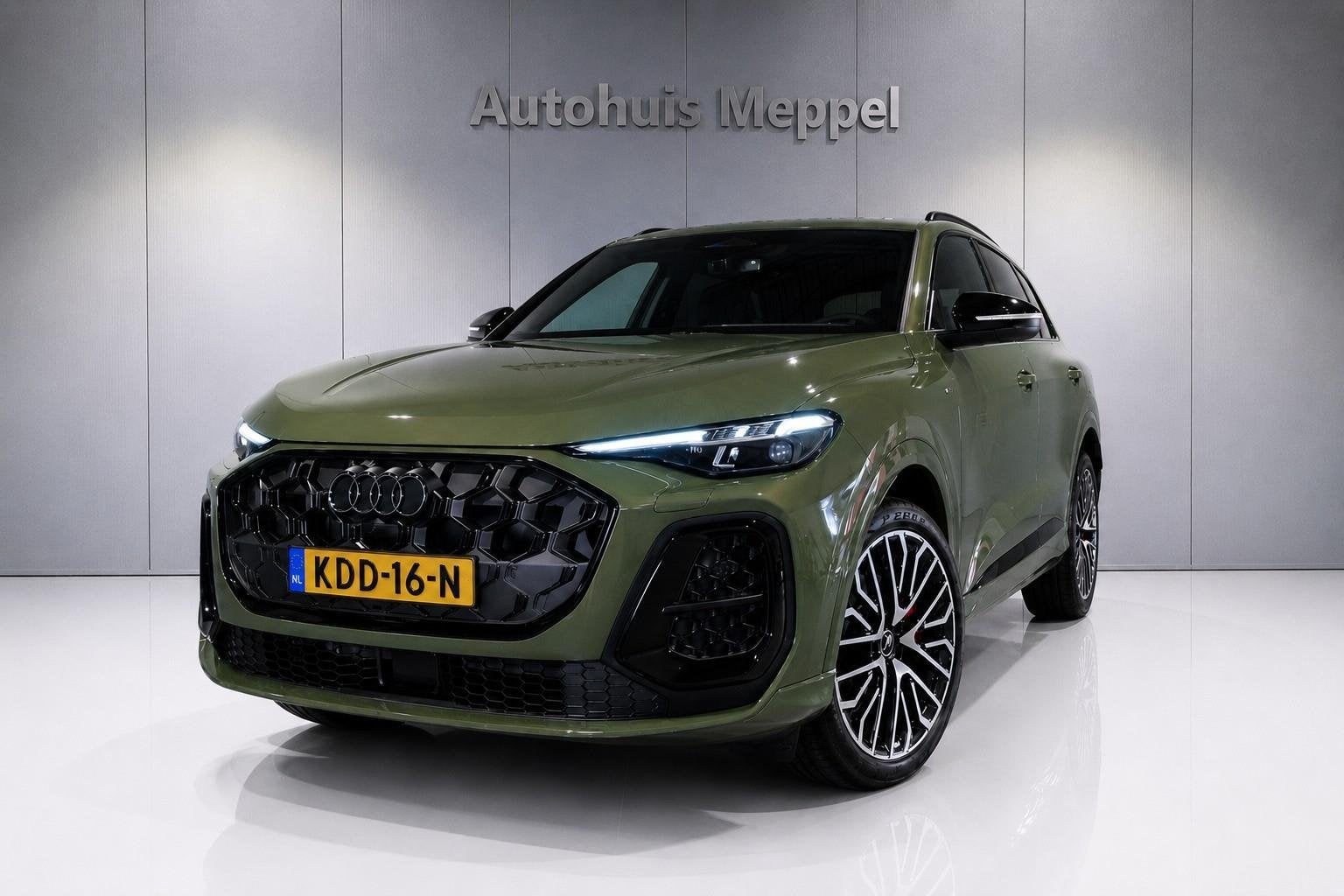 Audi Q5 Quattro DIRECTRIJDEN*S-Line*Matrix*Trekhaak*Pano*5-j, Auto's, Audi, Automaat, Gebruikt, 4 cilinders, Plug-in hybride