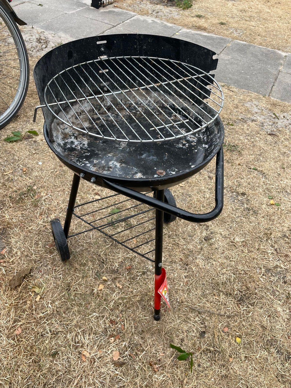 BBQ op wielen - Ideaal voor camping op Texel, Ophalen, Gebruikt