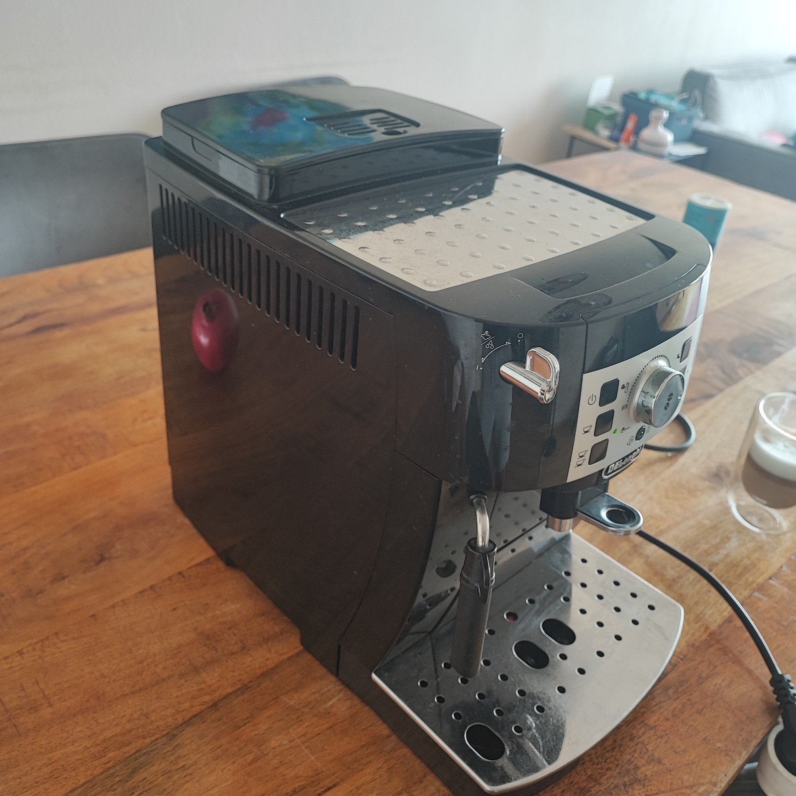 Foto 8 van De'Longhi Magnifica S volautomatische espressomachine