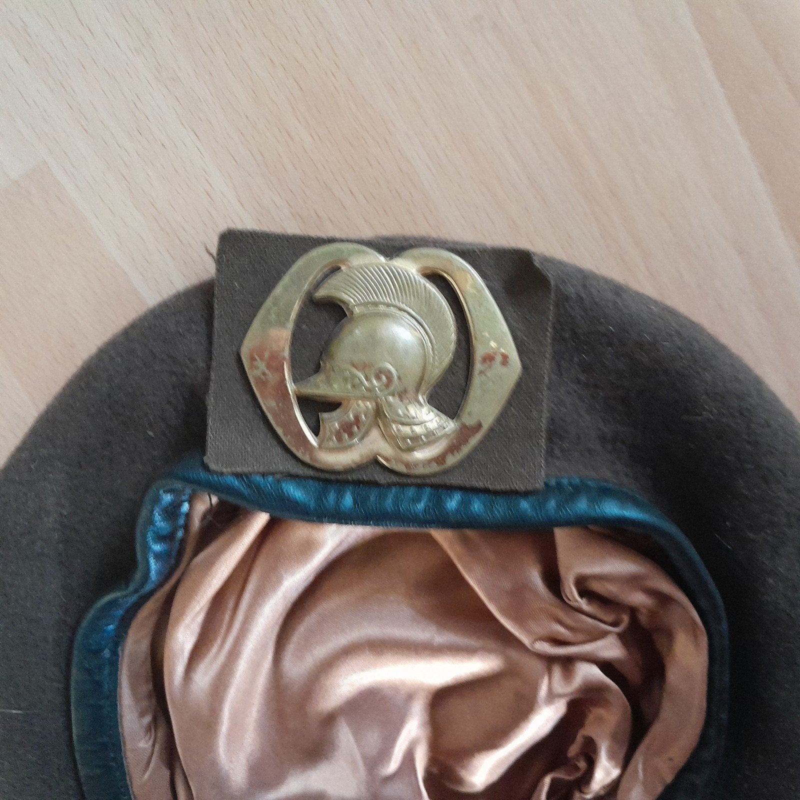 Oude baret van de Genie, Ophalen of Verzenden, Landmacht, Nederland, Helm of Baret