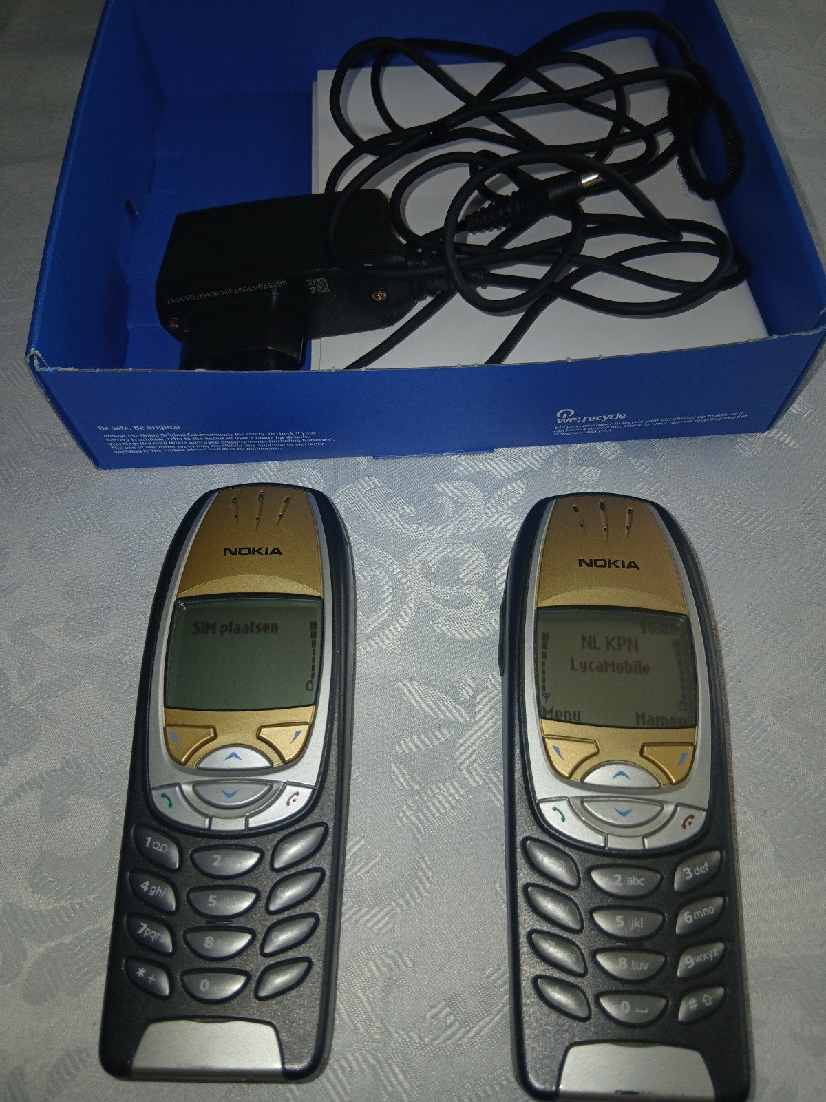 2x Nokia 6310i Klassieke Telefoons met Oplader en Doos, Telecommunicatie, Overige kleuren, Fysiek toetsenbord, Ophalen of Verzenden