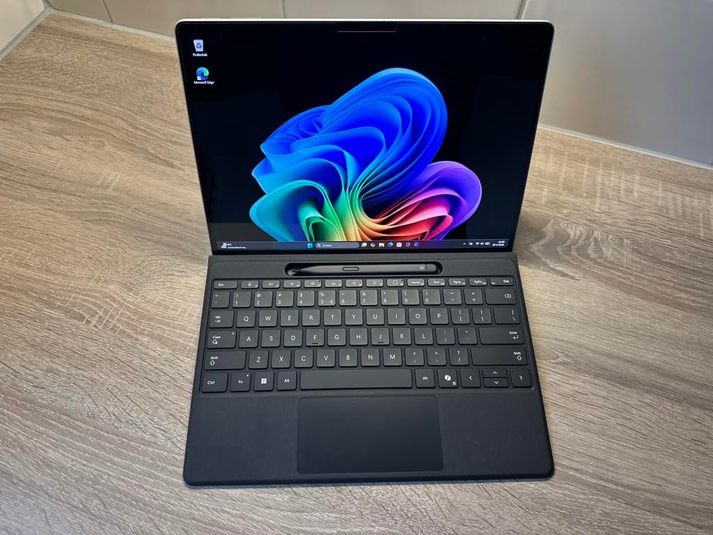 Microsoft Surface Pro 11 / OLED / Snapdragon X Elite / 512GB, Computers en Software, Windows Tablets, 13 inch of meer, Uitbreidbaar geheugen