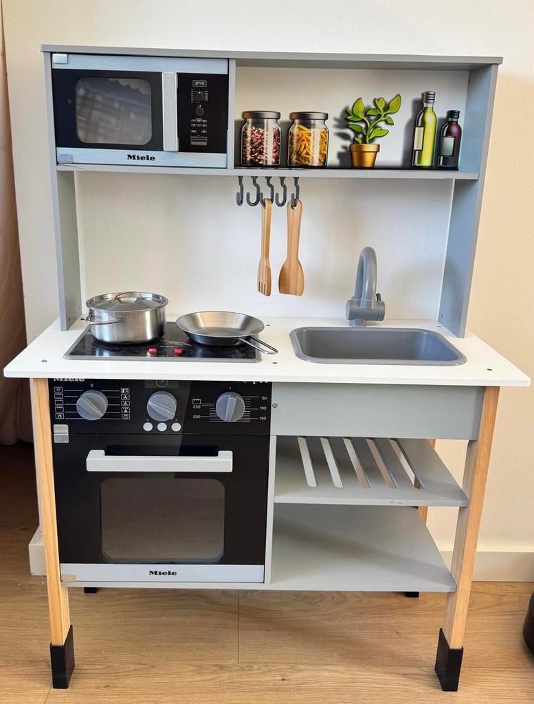 Miele Houten Speelkeuken met Accessoires, Ophalen, Zo goed als nieuw, Jongen of Meisje