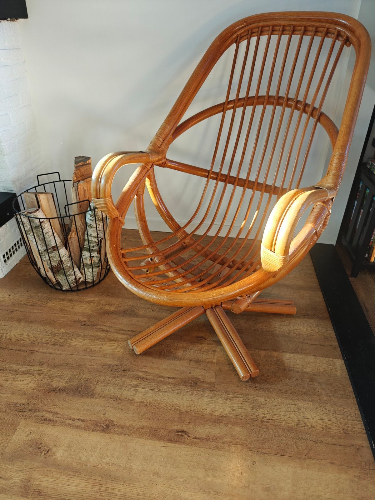 Vintage Rotan Draaifauteuil met Fijn Kussen, Ophalen, Gebruikt, Vintage, 75 tot 100 cm