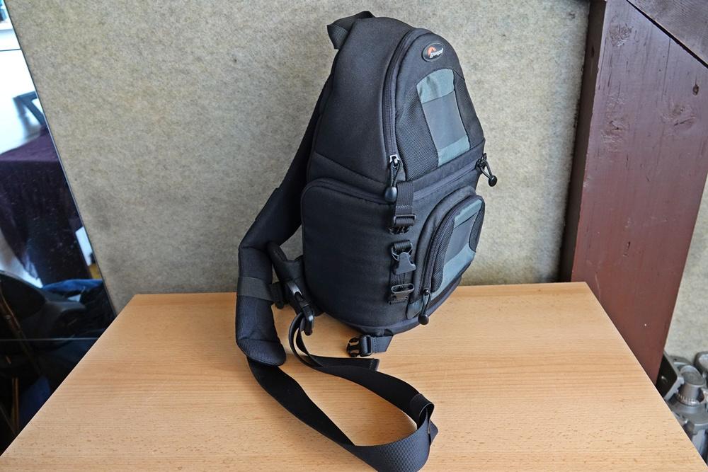 Lowepro slingshot 100AW fototas voor al uw fotoapparatuur, Ophalen of Verzenden, Zo goed als nieuw, Schoudertas, Lowepro