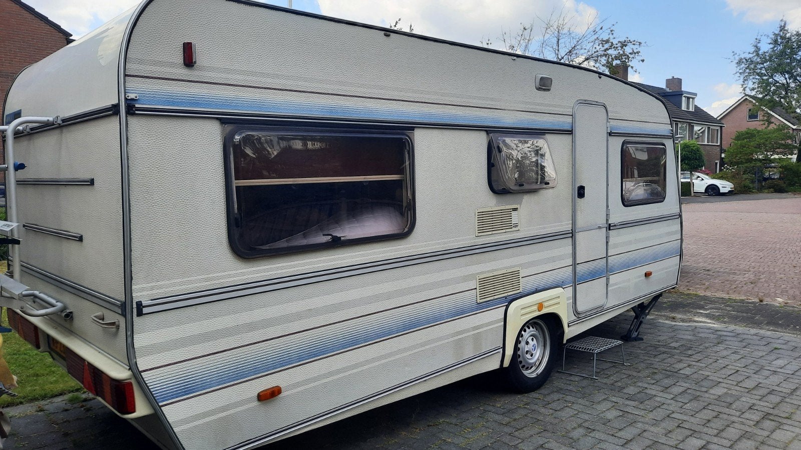Wilk 500/100 Caravan, Caravans en Kamperen, Caravans, Treinzit, 750 - 1000 kg, Particulier, Tot en met 4