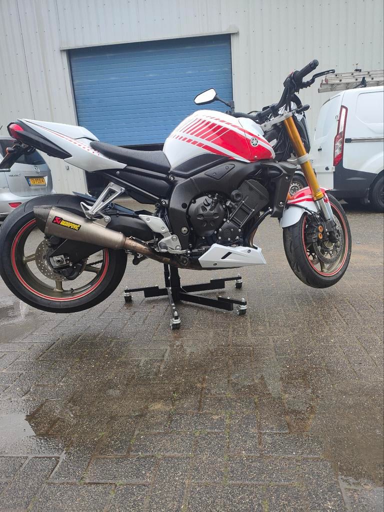 Yamaha FZ1 2009 Abarth - Topstaat, 36000km, 4 cilinders, Gebruikt, Particulier, Meer dan 35 kW