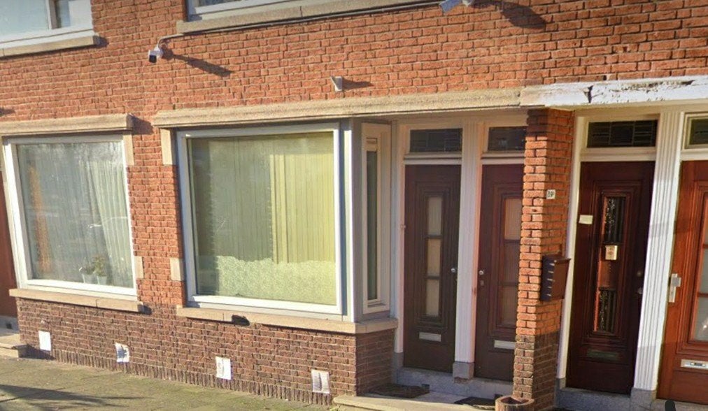 lk heb een kamer te huur in Rotterdam zuid., Ophalen of Verzenden, Hout, 75 tot 150 cm, Raamkozijn