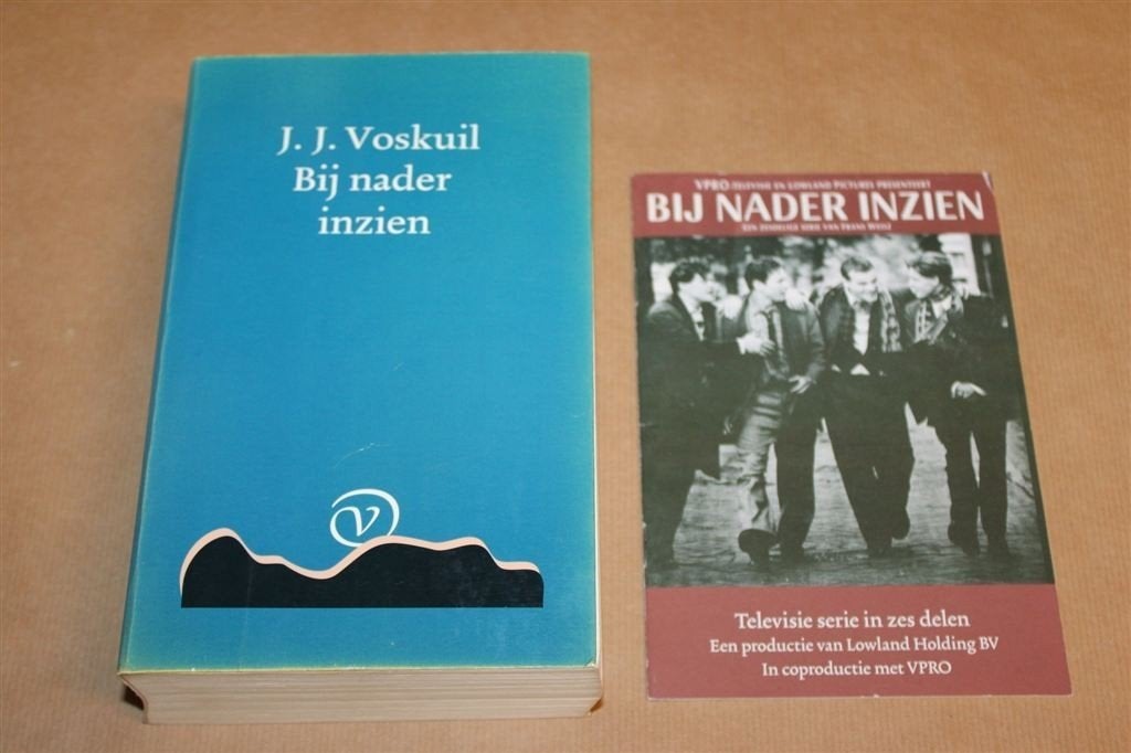 Bij Nader Inzien — J.J. Voskuil, Van Oorschot 1998, Ophalen of Verzenden, Gelezen