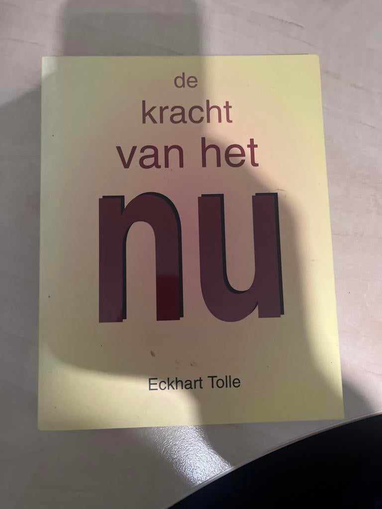 De Kracht van het Nu - Eckhart Tolle, Ophalen of Verzenden, Gelezen, Spiritualiteit algemeen, Achtergrond en Informatie