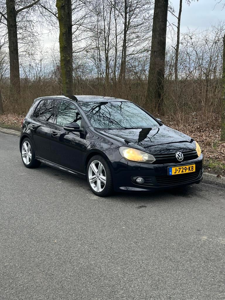 Volkswagen Golf 1.4 TSI 90KW DSG 2010 Zwart, 4 cilinders, 650 kg, 1216 kg, Geïmporteerd
