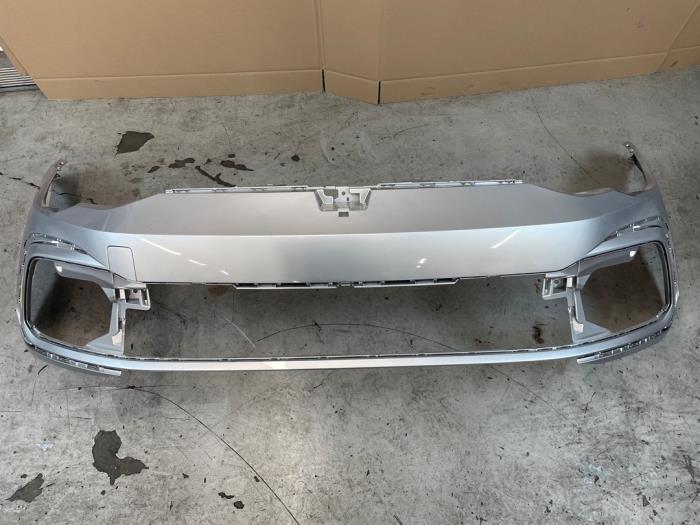 Voorbumper van een Volkswagen Golf, Gebruikt, -, Volkswagen, -