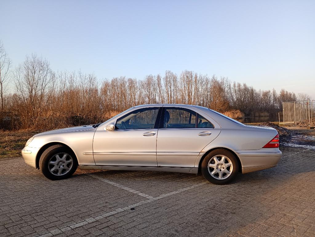 Mercedes-Benz S-Klasse 3.2 165KW S320 AUT 1999 Grijs, Auto's, Mercedes-Benz, Particulier, S-Klasse, Benzine, Euro 2, Sedan, Automaat