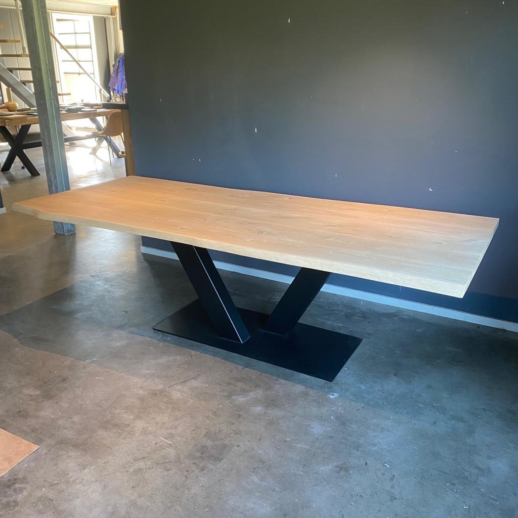 Eiken Boomstam Rand Tafel - Udine Onderstel - 260x110cm, 100 tot 150 cm, Ophalen of Verzenden, Vijf personen of meer, Eikenhout