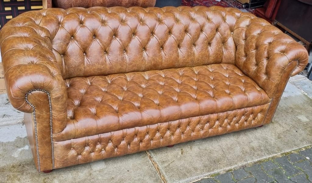 Chesterfield bank vintage bruin leer + BEZORGING GRATIS, Huis en Inrichting, Chesterfield, Leer, Ophalen of Verzenden, Zo goed als nieuw