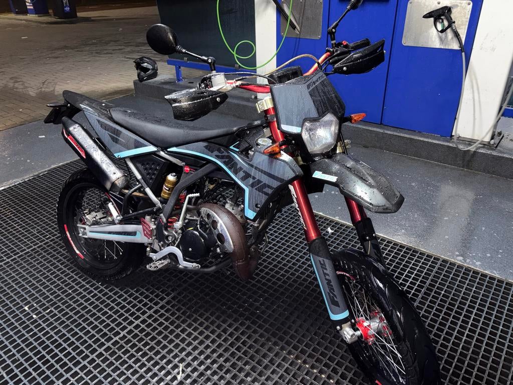 Schakelbrommer 50cc, 6 versnellingen, Zo goed als nieuw, 50 cc, Ophalen