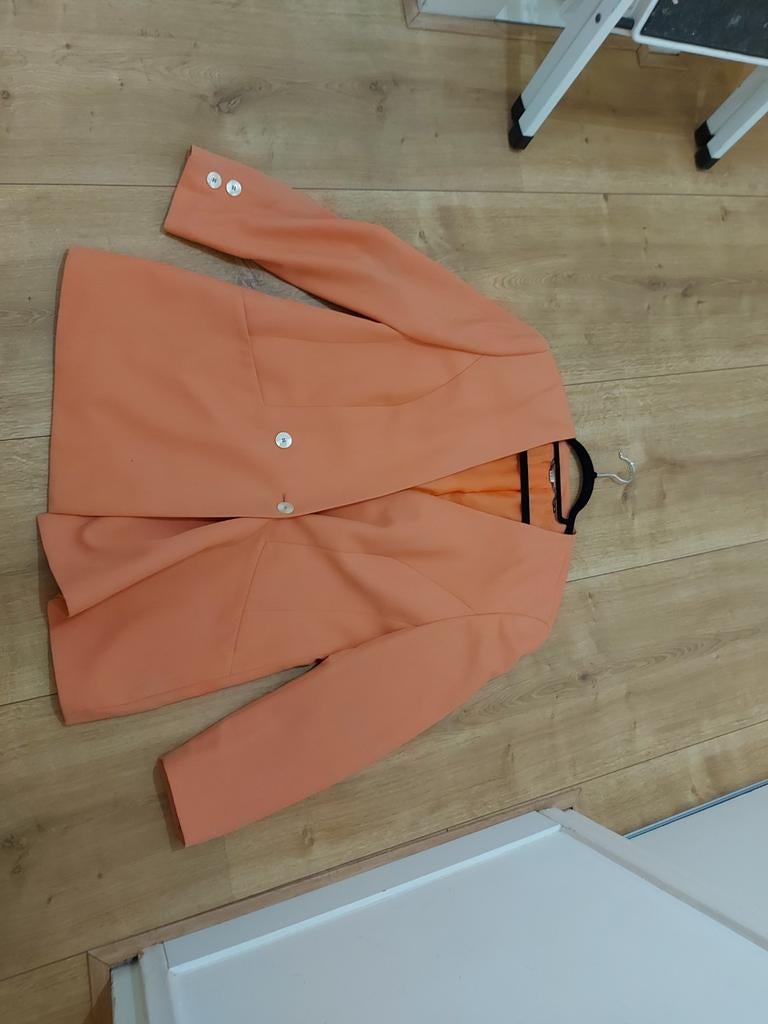 Zalm kleurig jasje colbertje HMC vintage retro maat xl, Kleding | Dames, Jasjes, Kostuums en Pakken, Ophalen of Verzenden, Zo goed als nieuw