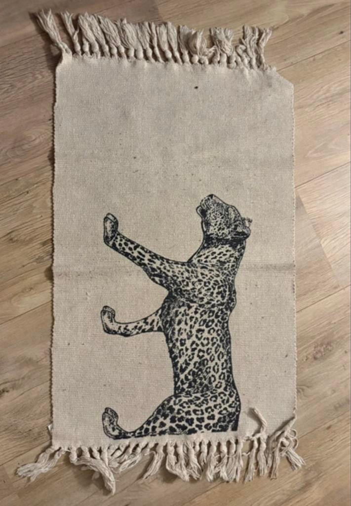 Xenos Vloerkleed met Luipaard Print, Gebruikt, 100 tot 150 cm, Wit, Rechthoekig