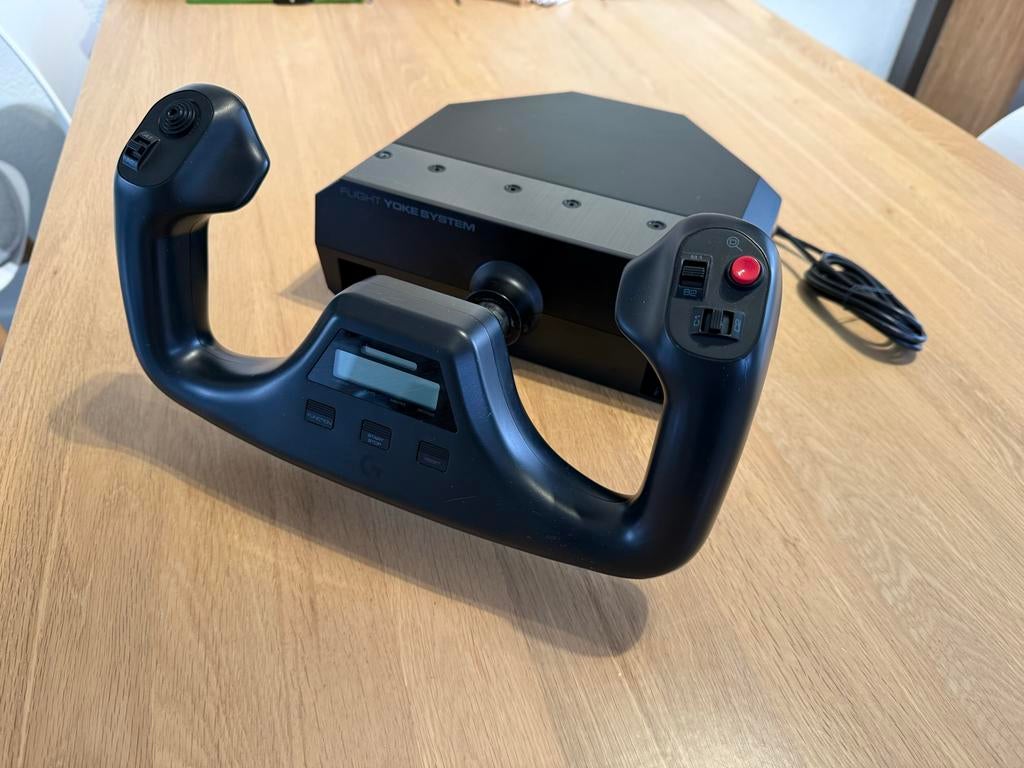 Logitech Flight Yoke System (yoke + throttle), Computers en Software, Joysticks, Gebruikt, Ophalen of Verzenden