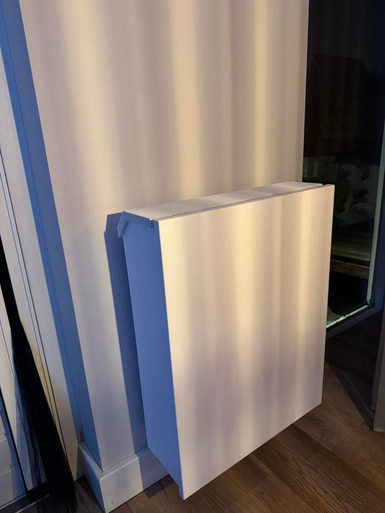 Te koop, 1 st Jaga Linea plus convectorradiatoren, Doe-het-zelf en Verbouw, Ophalen, 30 tot 80 cm, Hoog rendement (Hr), Radiator