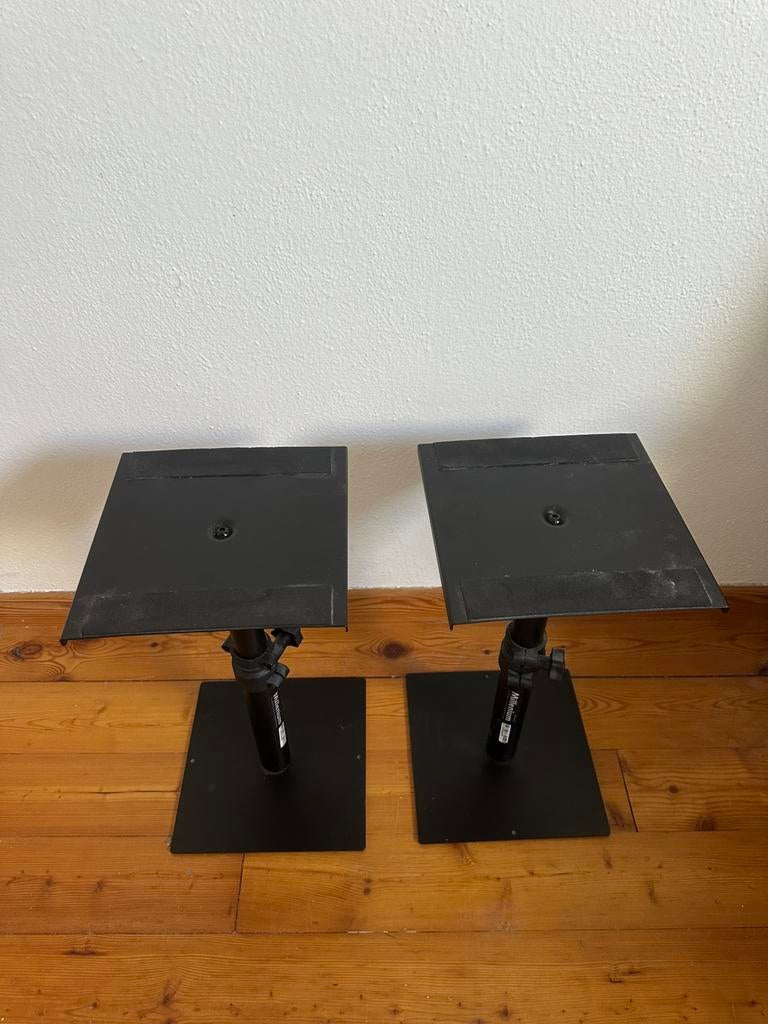 Millenium DM2 monitor stands, Muziek en Instrumenten, Standaards, Ophalen of Verzenden, Zo goed als nieuw