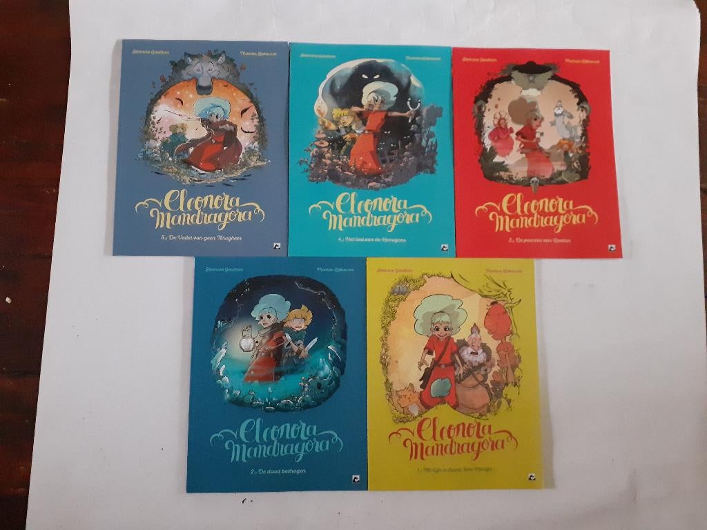 Eleonora Mandragora - complete serie - x 5 - sc, Ophalen of Verzenden, Zo goed als nieuw, Labourat, Complete serie of reeks