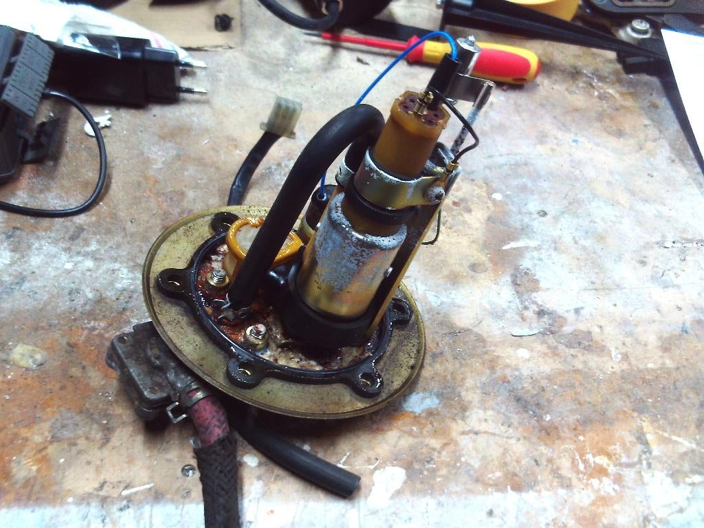 Brandstofpomp Yamaha Yzf750 r 93-97 em FZR600r 94-96, Ophalen of Verzenden, Gebruikt