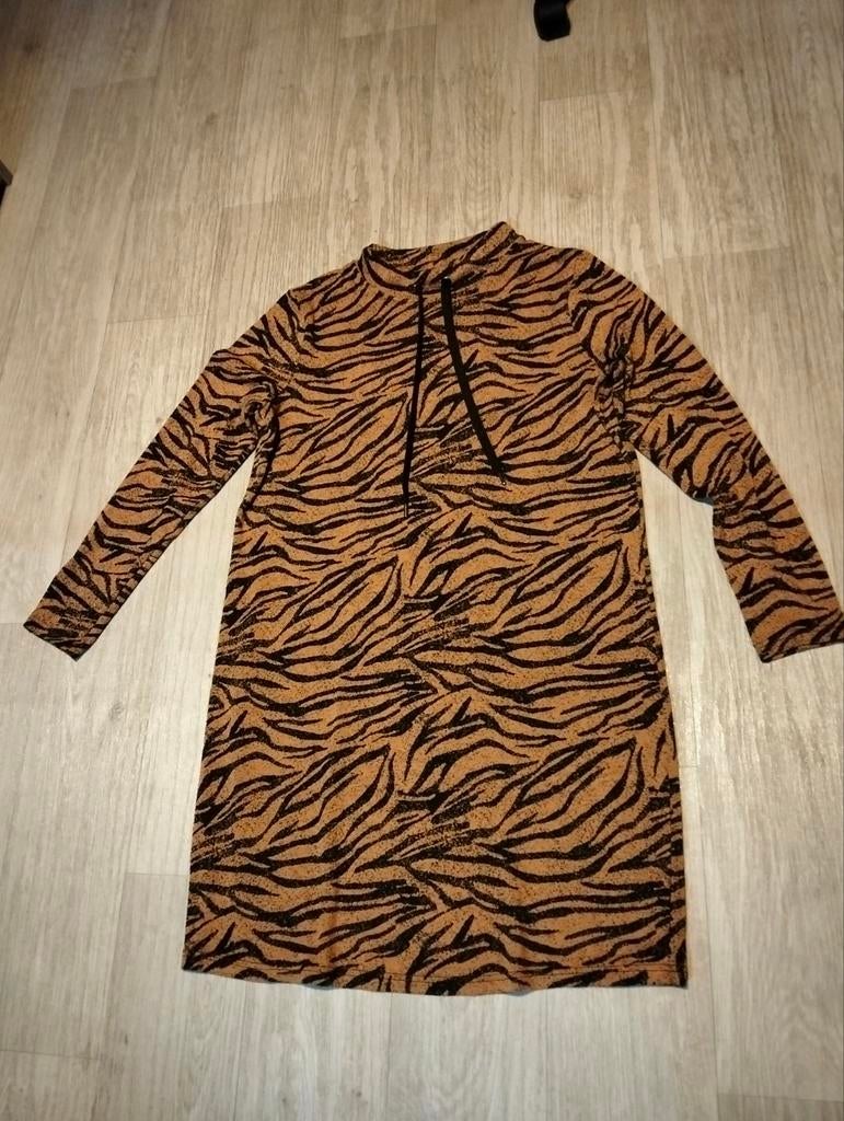 Norah jurk, tijger print., Kleding | Dames, Maat 38/40 (M), Overige kleuren, Ophalen of Verzenden, Zo goed als nieuw