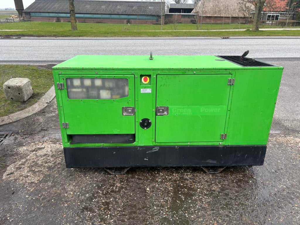 40 KVA aggregaat 230/400 Volt Iveco diesel generator, Doe-het-zelf en Verbouw, Aggregaten, Gebruikt, Dieselolie, 30 kVA of meer