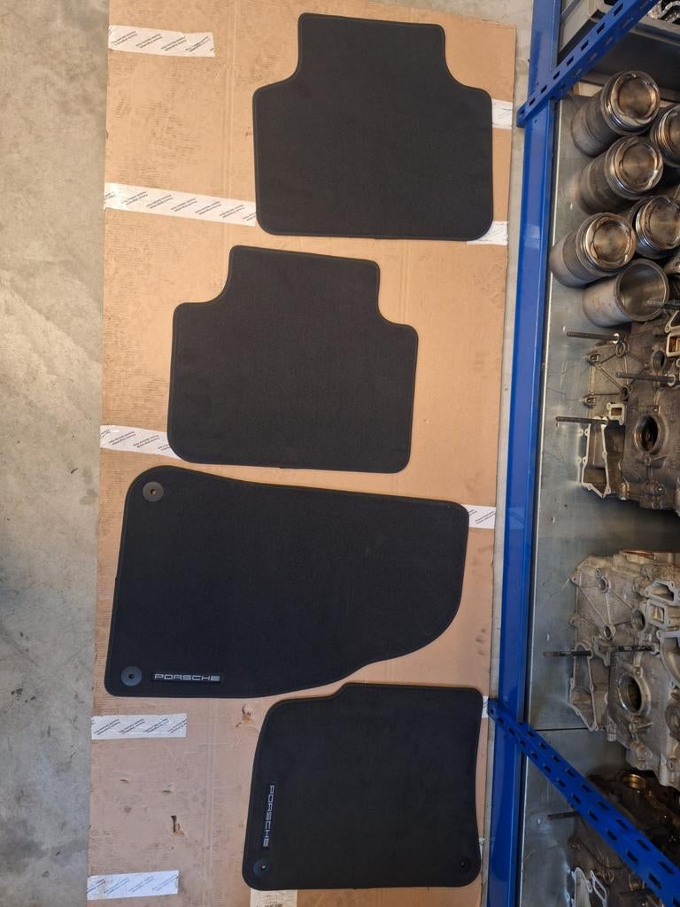 Originele Nieuwe Porsche Cayenne Vloermatten (2017+), Ophalen of Verzenden, Nieuw