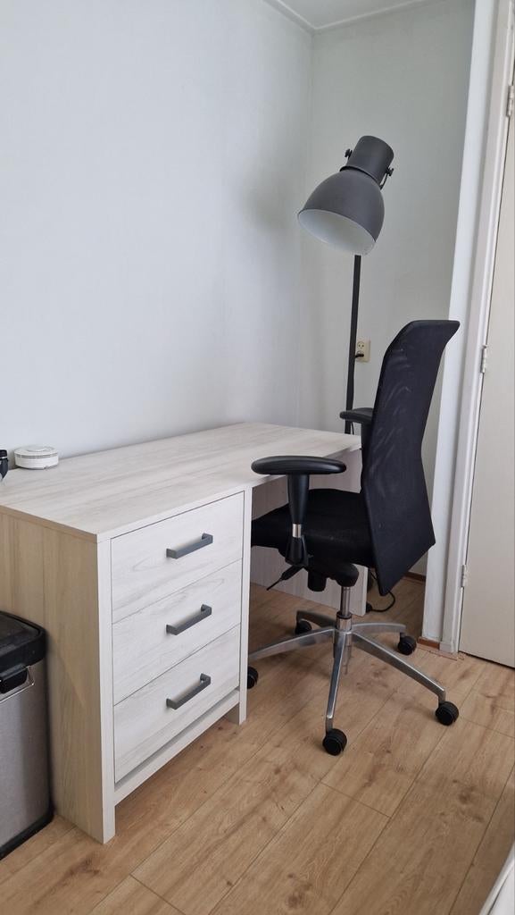 Complete tienerkamer met bed, matras en bureau, Huis en Inrichting, Ophalen of Verzenden