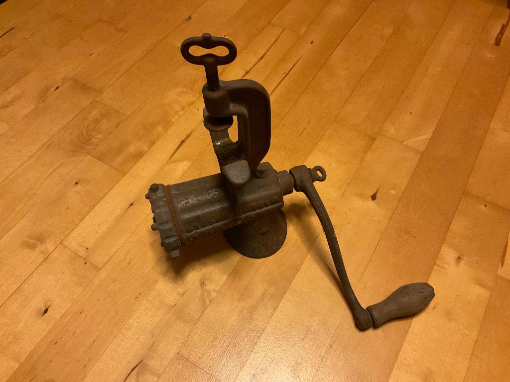 HUSQVARNA, reliance Nr. 8, antieke vleesmolen, Ophalen of Verzenden