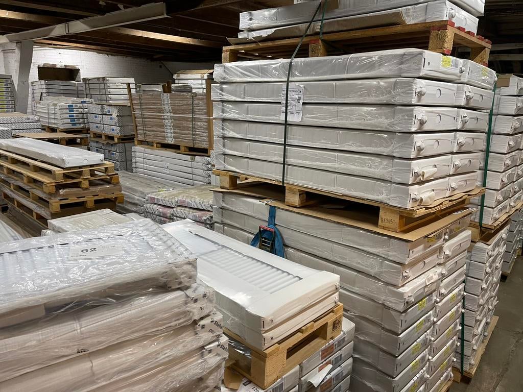 7 radiatoren stelrad 70x110 t33 nieuw per stuk of per pallet, Radiator, Nieuw, Minder dan 60 cm, Ophalen of Verzenden