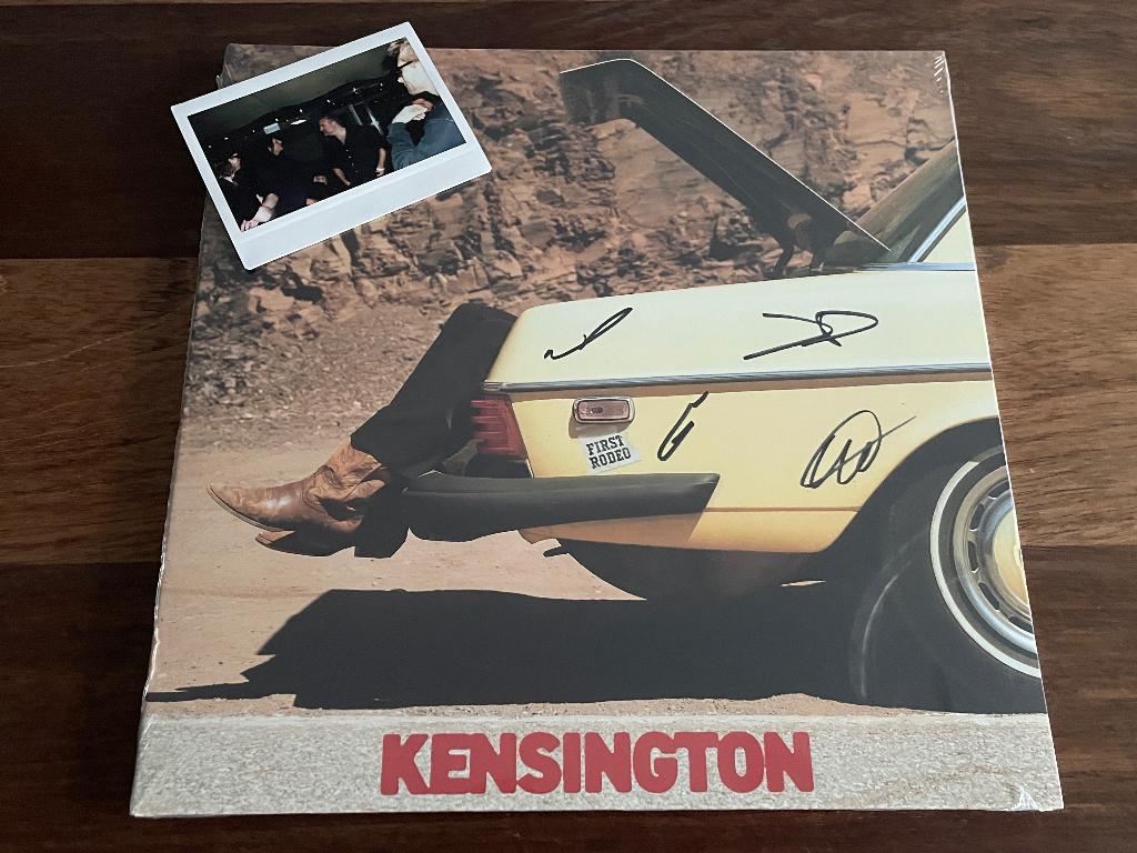 Vinyl LP+Polaroid Kensington First Rodeo SIGNED DIRTYPINK NW, Cd's en Dvd's, Vinyl | Pop, Ophalen of Verzenden, Nieuw in verpakking