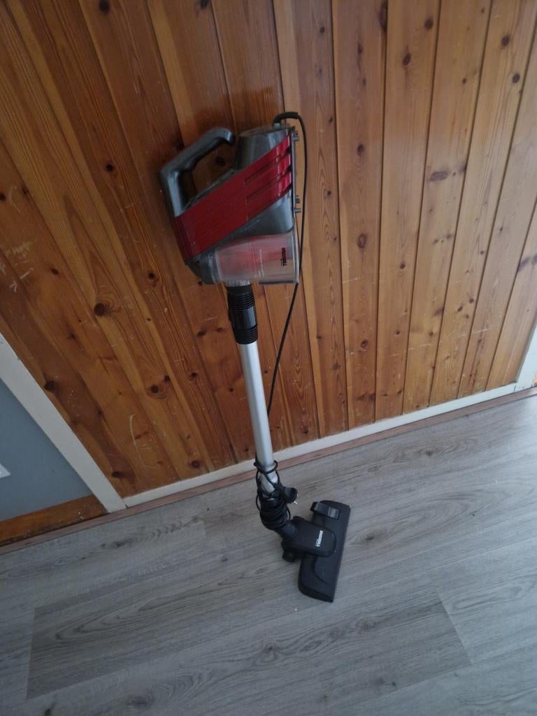 Tristar Stofzuiger - Krachtig en Compact!, Ophalen of Verzenden, Gebruikt, Reservoir, Minder dan 1200 watt