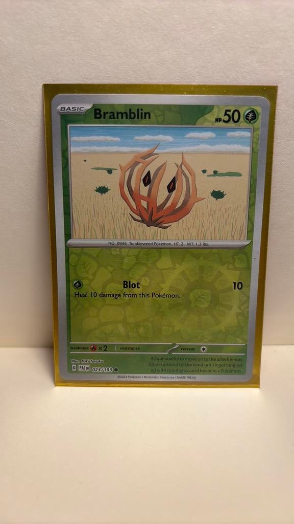 Bramblin 023/193 paldea evolved reverse holo pokemon kaart, Hobby en Vrije tijd, Verzamelkaartspellen | Pokémon, Nieuw, Boosterbox