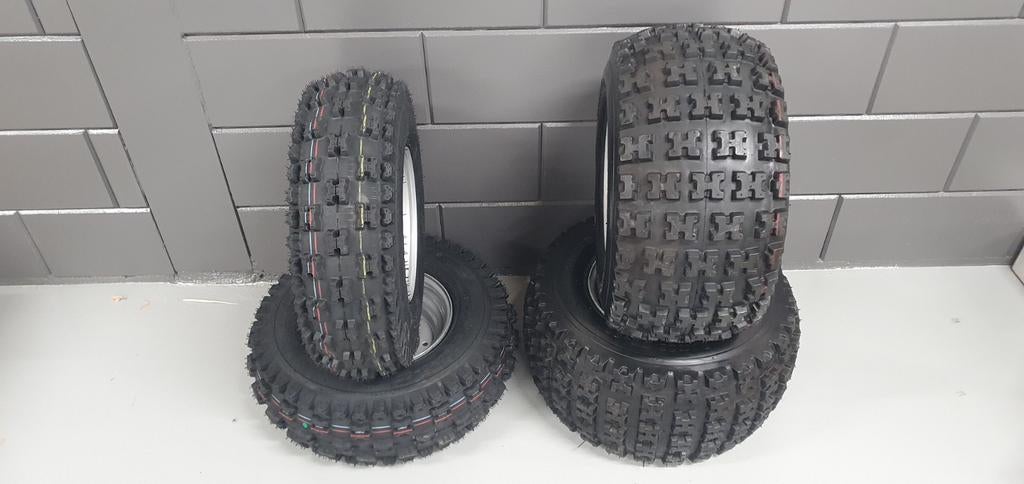 Nieuwe cross set voor o.a. Raptor 700, yfz450, ltz400 ltr450, Ophalen of Verzenden, Nieuw