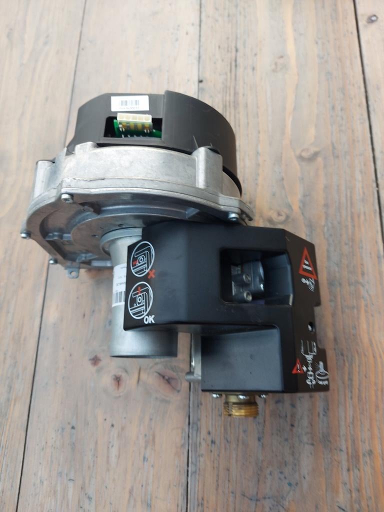 Atag Q38C ventilator inclusief gasblok, Ophalen of Verzenden, Zo goed als nieuw