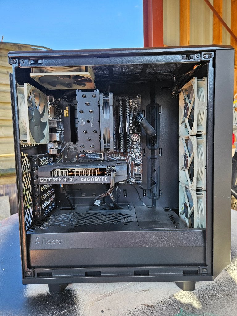 Game PC Ryzen 7 5800X RTX 3060 Ti 32GB RAM 1TB NVMe 2TB HDD, Ophalen, 32 GB, Zelf gebouwde pc, Zo goed als nieuw