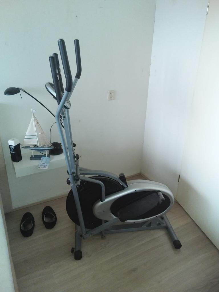 crosstrainer compacte met meetinstrument, Ophalen, Crosstrainer