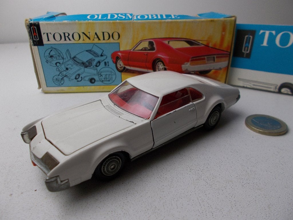 1966 TEKNO Denmark 933 OLDSMOBILE TORONADO I.z.g.st + Doosje