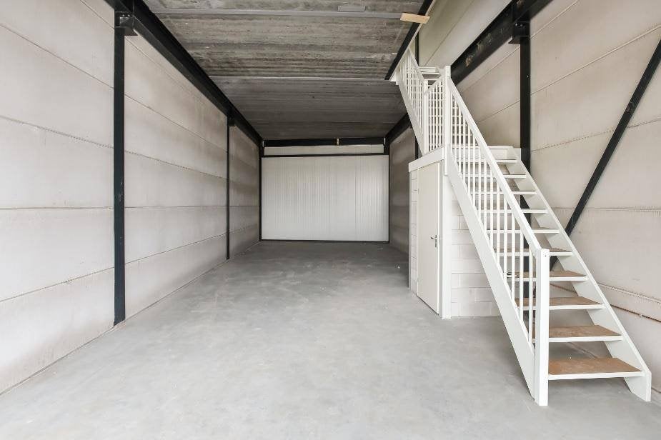 Bedrijfsruimte opslagruimte garagebox kantoor te huur, Zakelijke goederen, Huur, Bedrijfsruimte