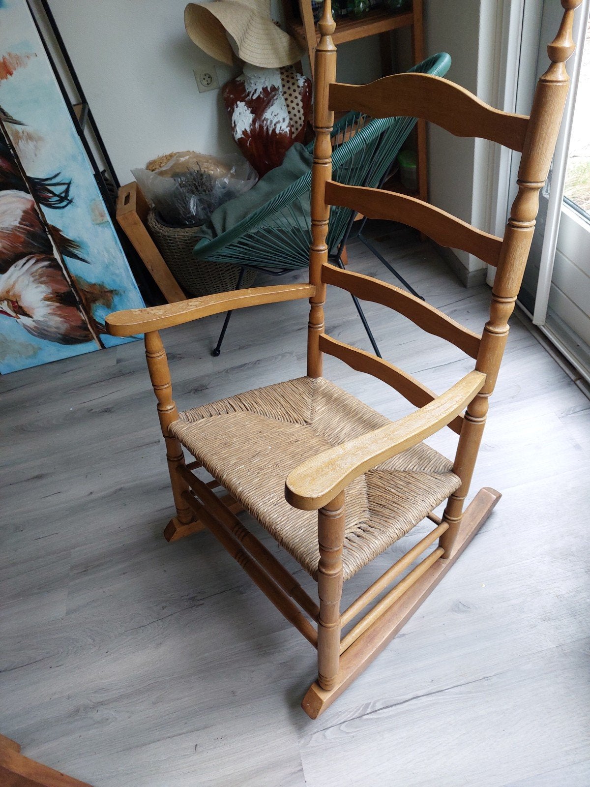Lage houten schommelstoel met rieten zitting, Ophalen, Gebruikt, Bruin, Rustiek