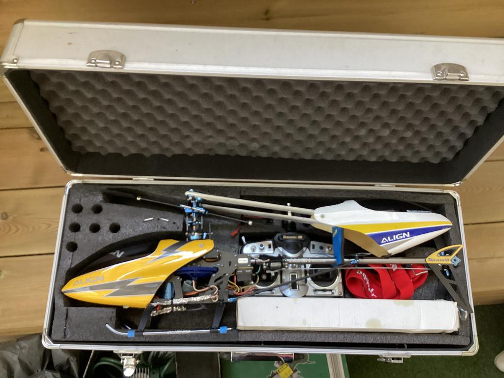 Radiografisch bestuurbare helikopter., Hobby en Vrije tijd, Modelbouw | Radiografisch | Helikopters en Quadcopters, Ophalen of Verzenden
